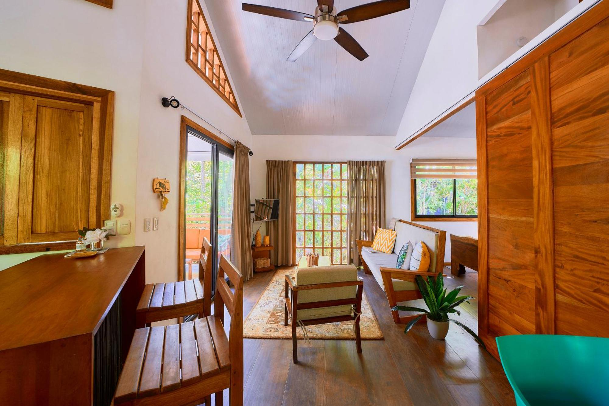 Dragonfly Beachfront Villas-Adult Only بونتا أوفا المظهر الخارجي الصورة